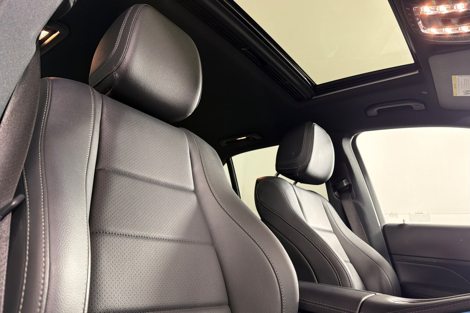 Used 2022 SLENITE GREY Mercedes-Benz GLE 350 4MATIC® SUV image 16