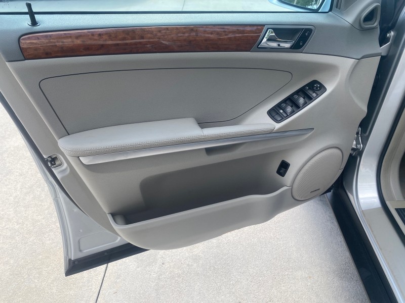 2008 Mercedes-Benz M-Class 3.5L 1 OWNER LOW MILES 48,493 in , 