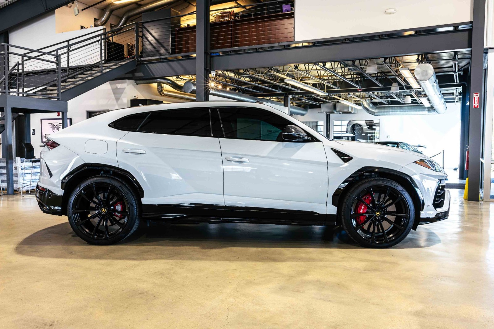 Used Car 2022 Lamborghini Urus  For Sale Under $230,000 In Boerne, Texas