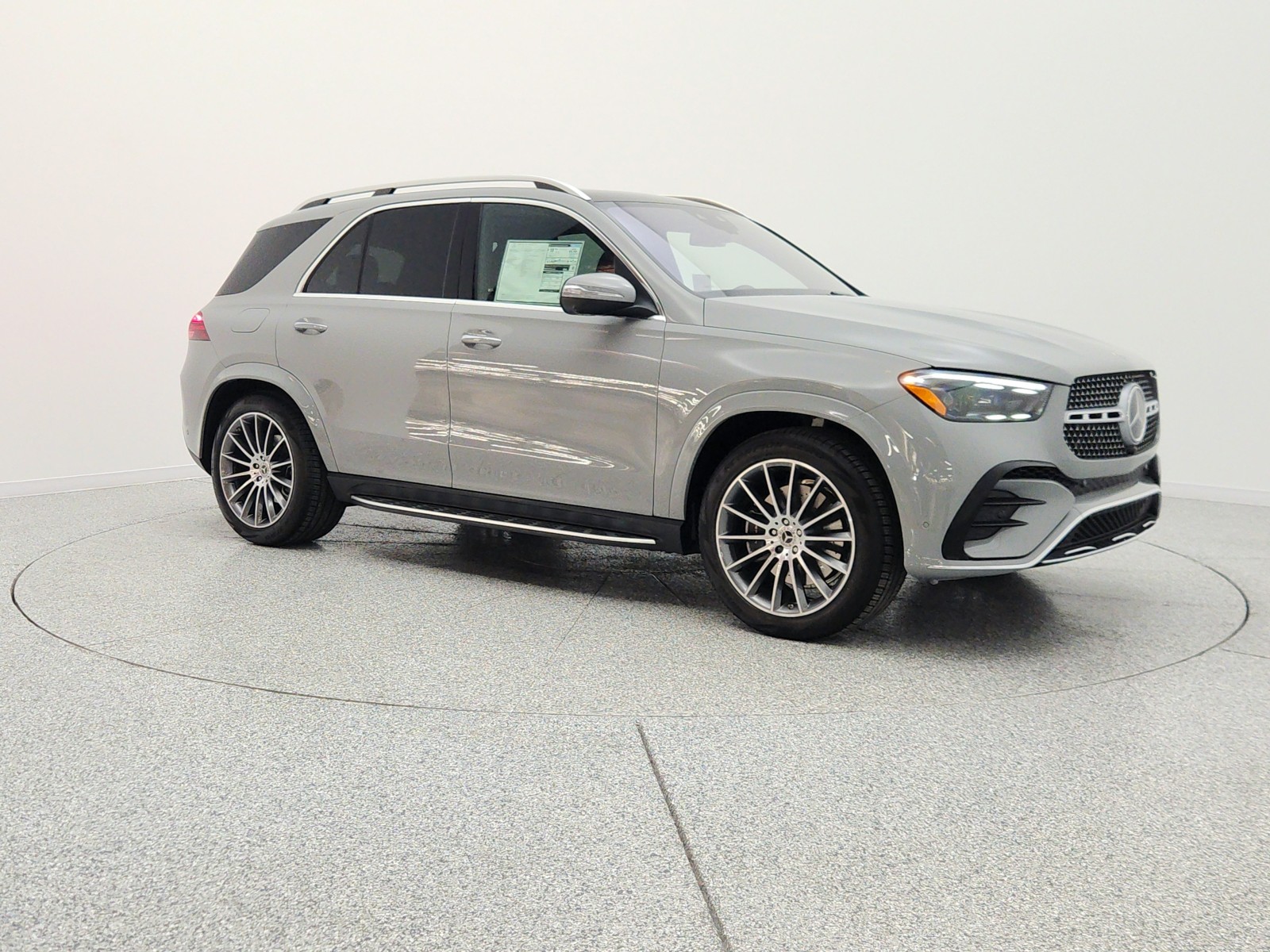 New 2026 MANUFAKTUR Alpine Grey Mercedes-Benz GLE 580 4MATIC® SUV image 3
