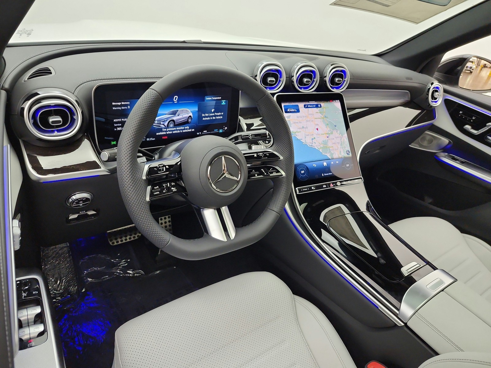 New 2027 Polar White Mercedes-Benz GLC 300 SUV image 9