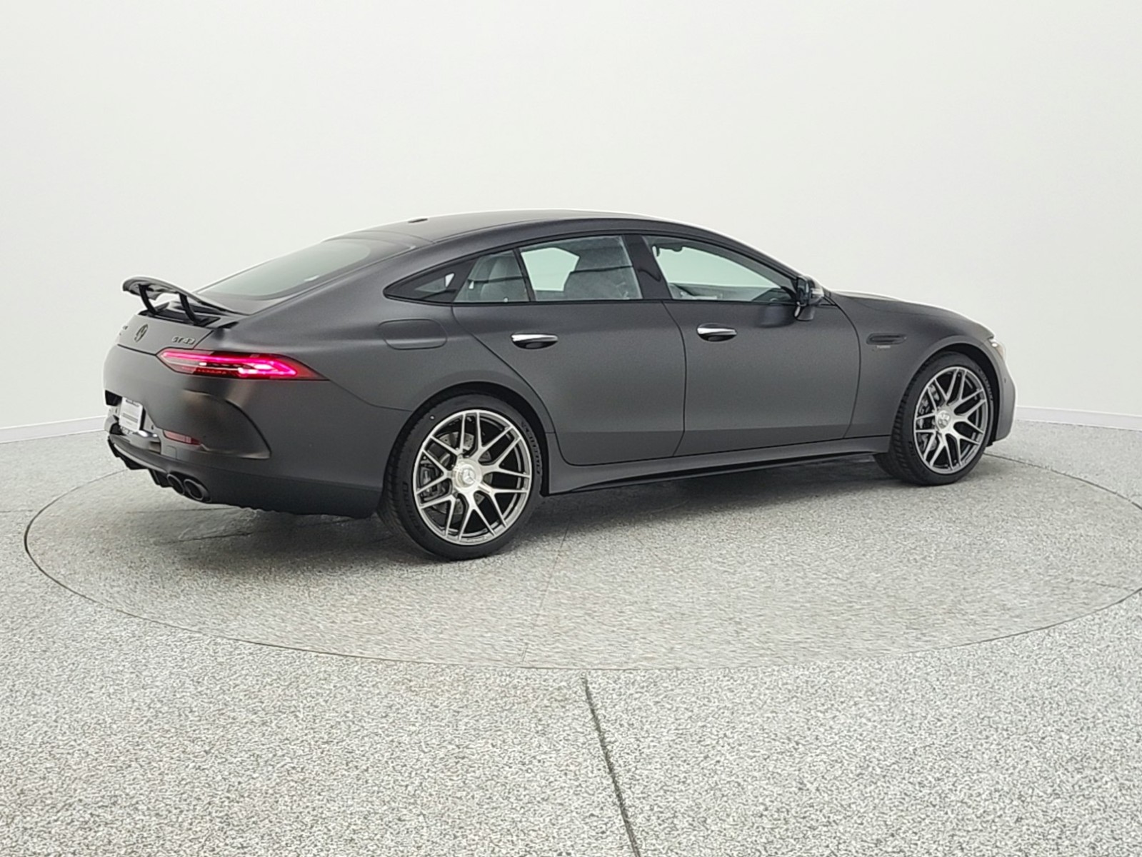 New 2026 MANUFAKTUR Graphite Grey Magno Mercedes-Benz AMG® GT 43 image 5