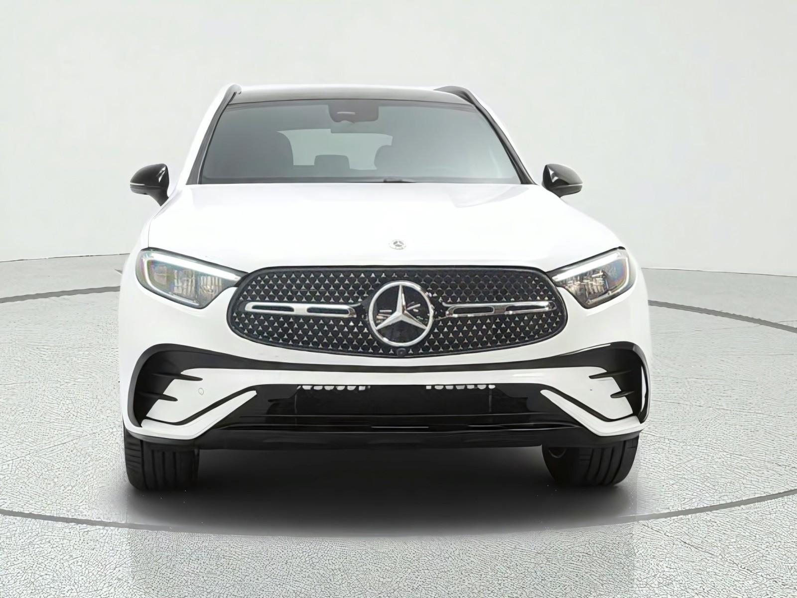 New 2027 Polar White Mercedes-Benz GLC 300 SUV image 2