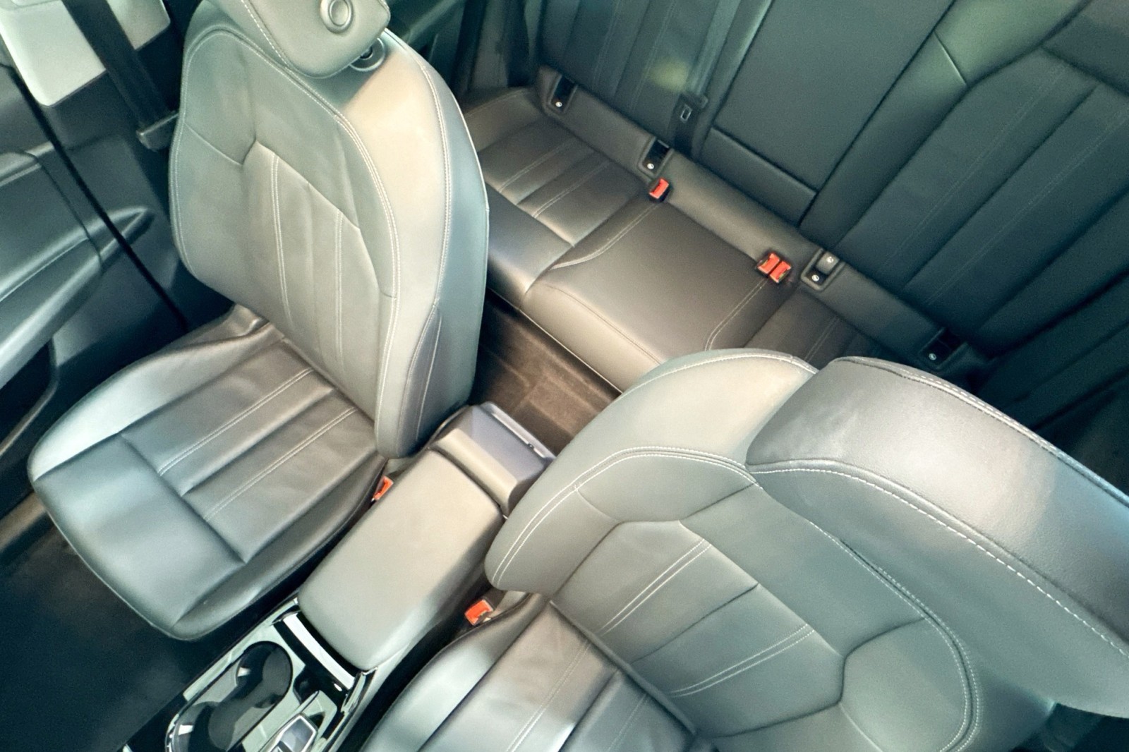 Used 2025 MYTHOS BLACK Audi Premium image 19