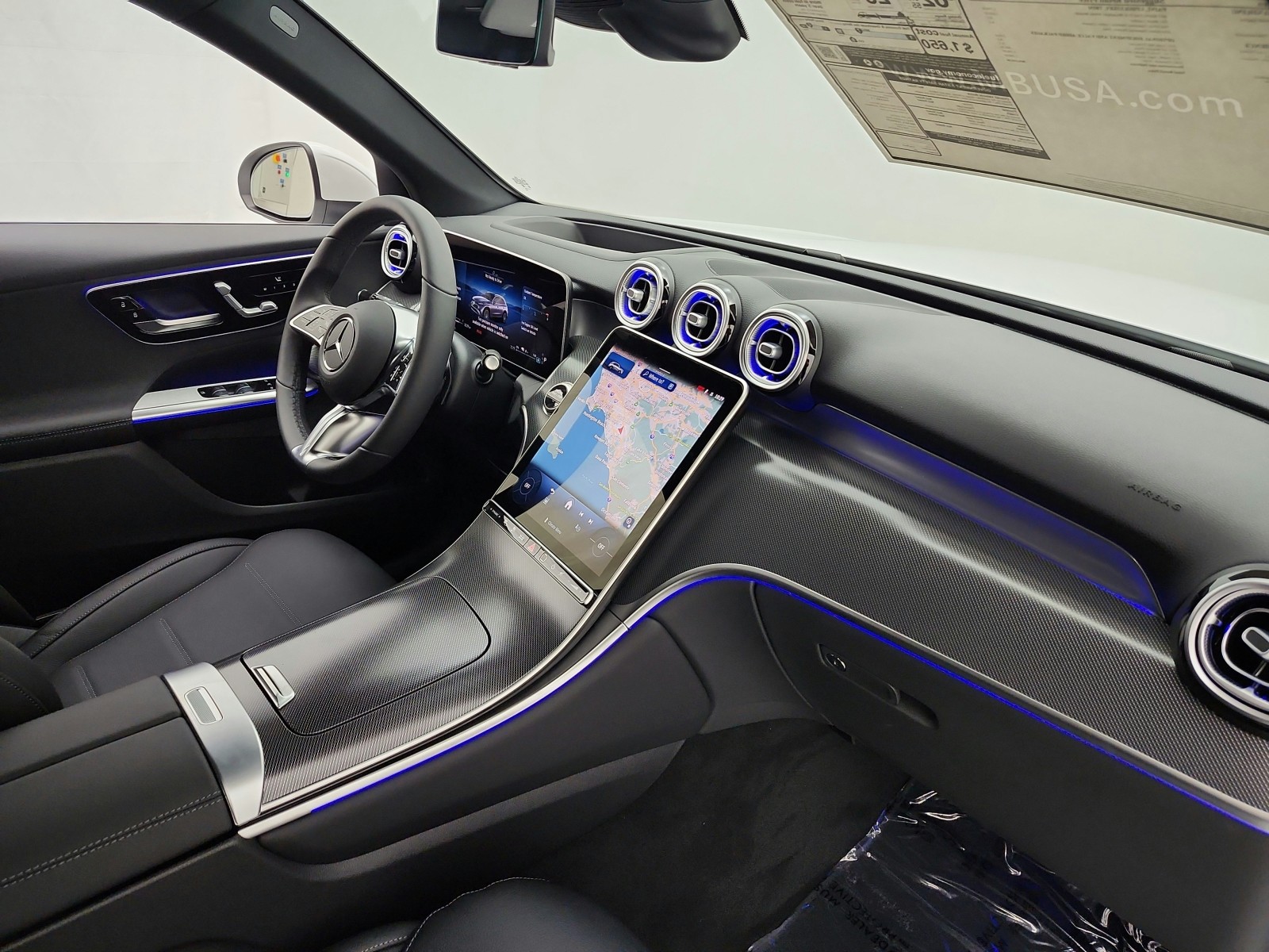 New 2026 MANUFAKTUR Moonlight White Metallic Mercedes-Benz GLC 350e 4MATIC® SUV image 15