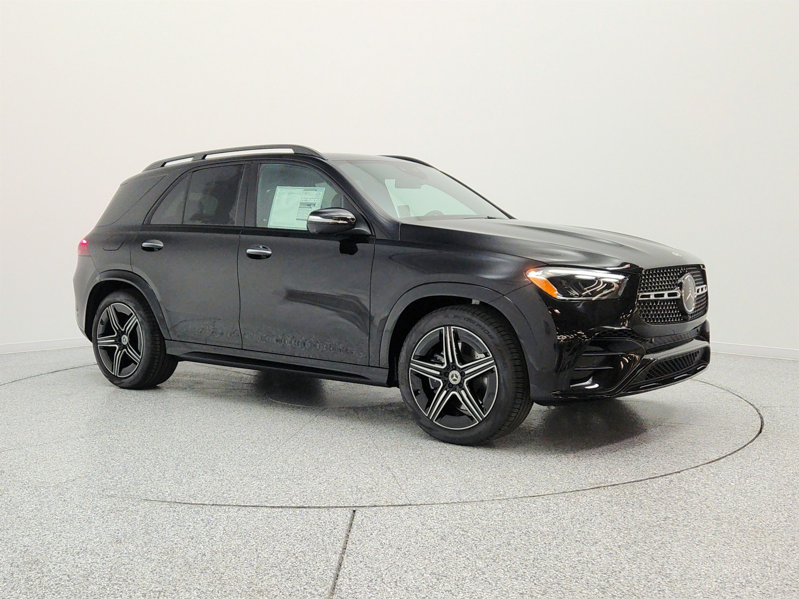 New 2026 Obsidian Black Metallic Mercedes-Benz GLE 580 4MATIC® SUV image 3
