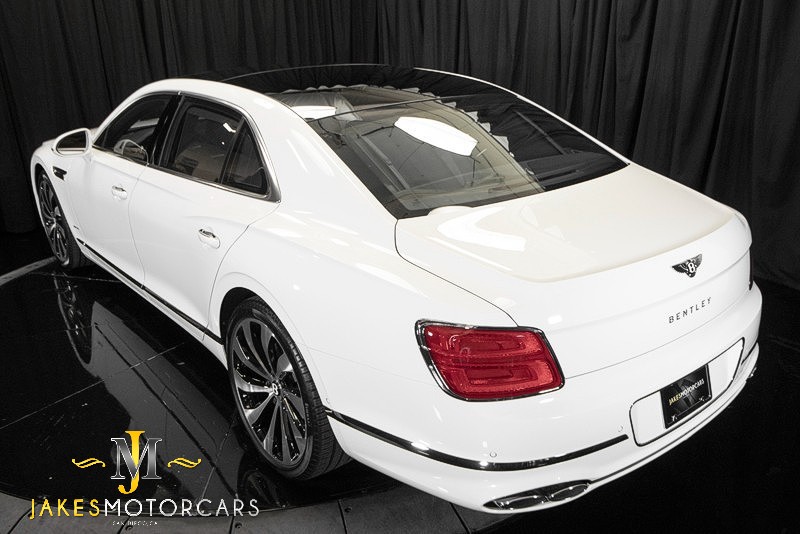 2024 Bentley Flying Spur AZURE V8 ($281,935 MSRP) *MULLINER* *ONLY 970 MILES* in , 