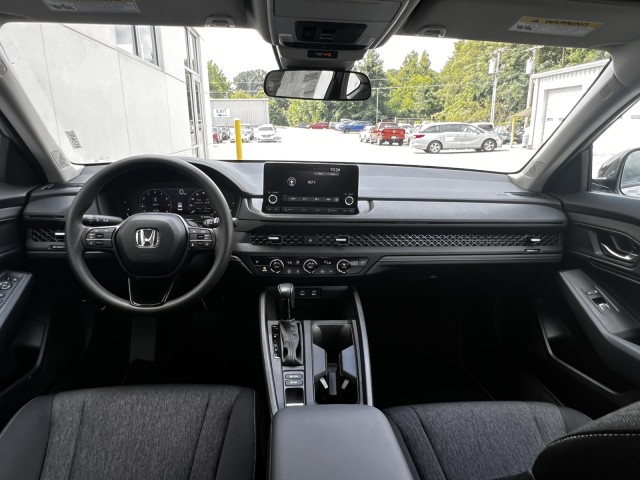 HondaAccord Sedan25