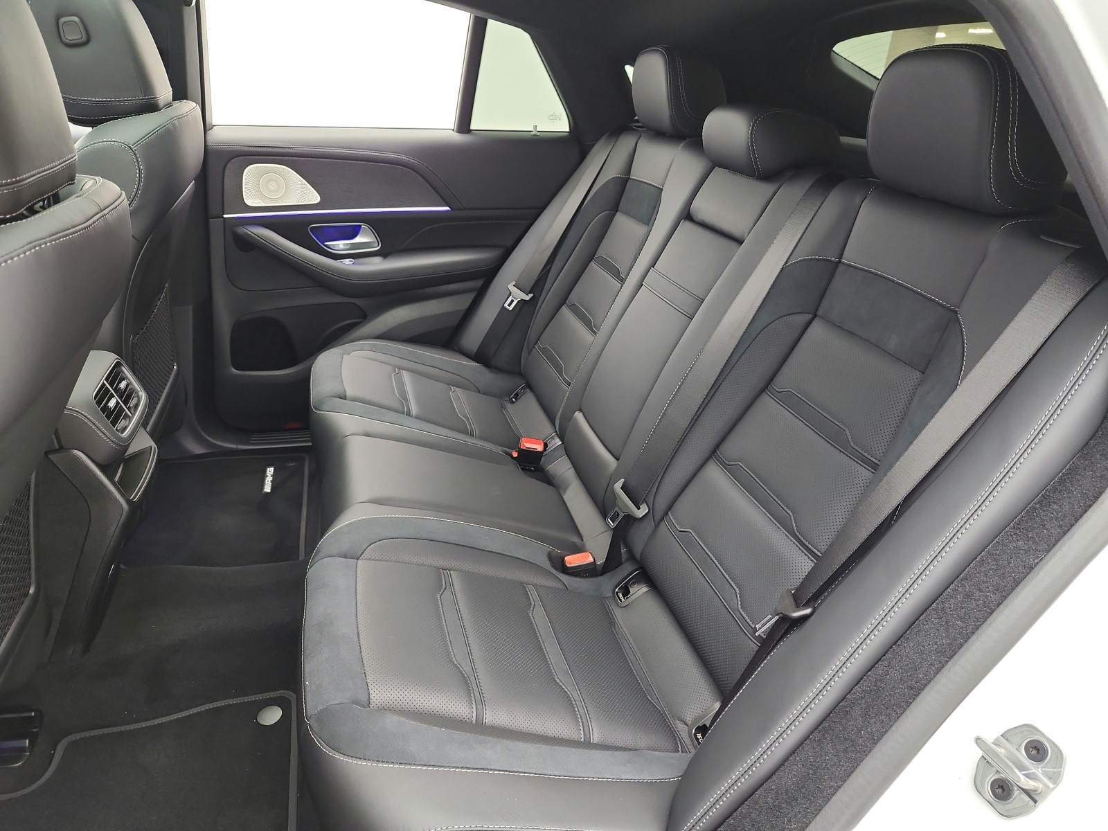 New 2026 Polar White Mercedes-Benz AMG® GLE 53 4MATIC+ Coupe image 11