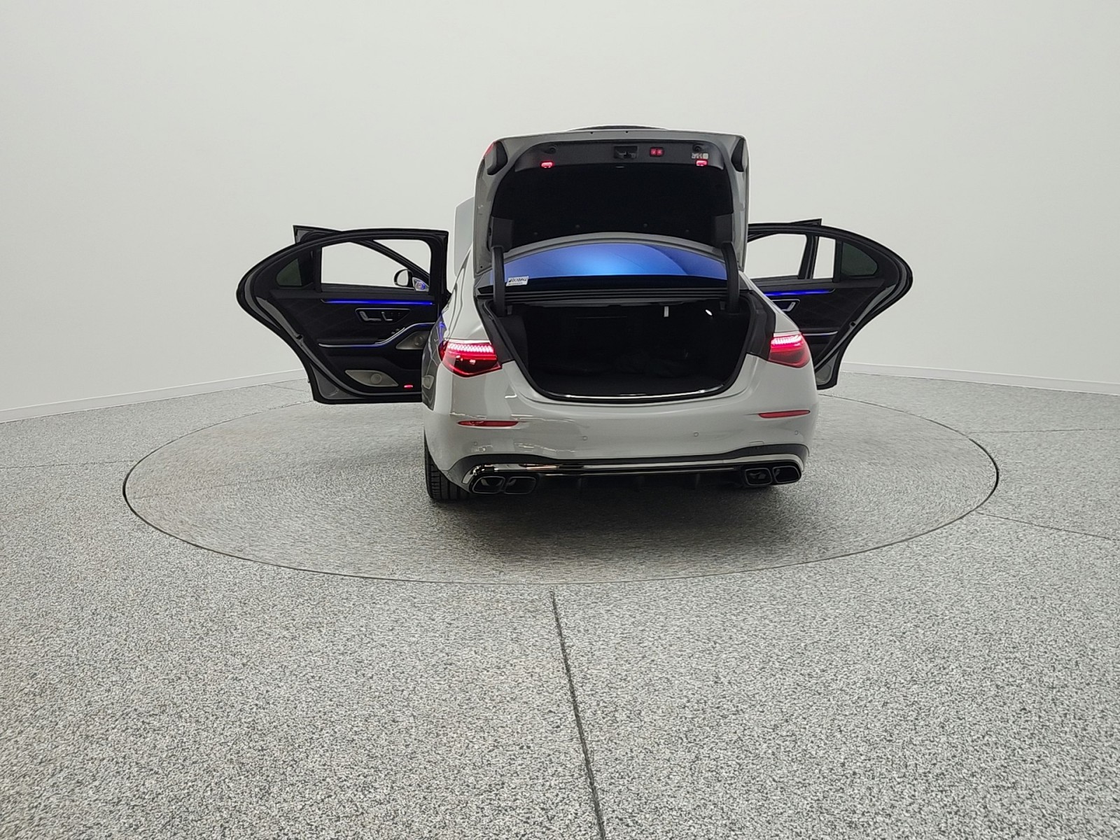 Used 2024 MANUFAKTUR Alpine Grey Mercedes-Benz AMG® S 63 E 4MATIC Sedan image 6