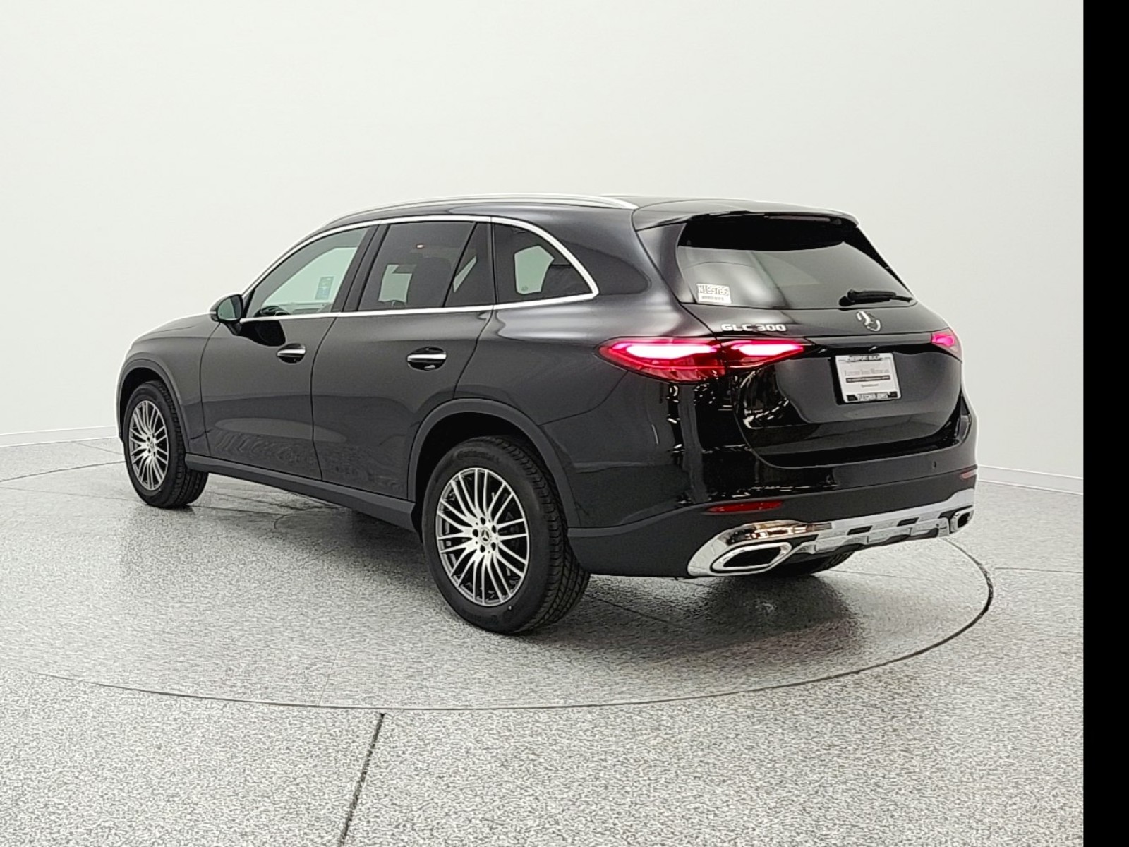 New 2026 Black Mercedes-Benz GLC 300 image 7