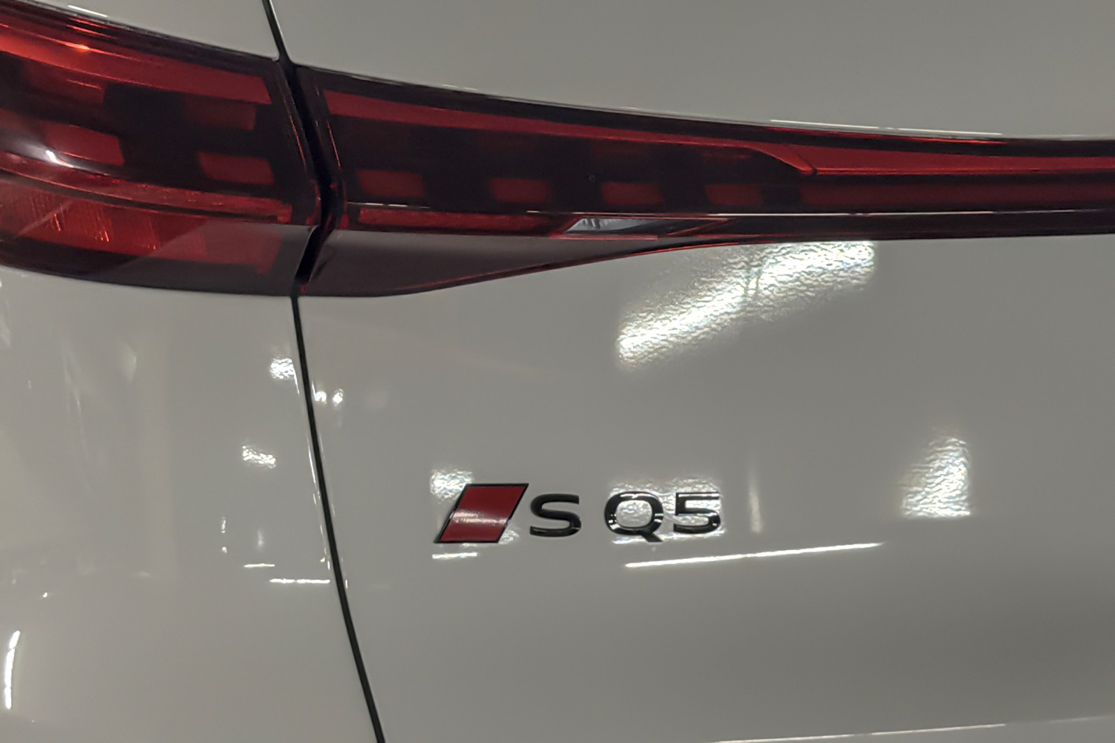 New 2026 Glacier White Metallic Audi Premium Plus 3.0 TFSI quattro image 27