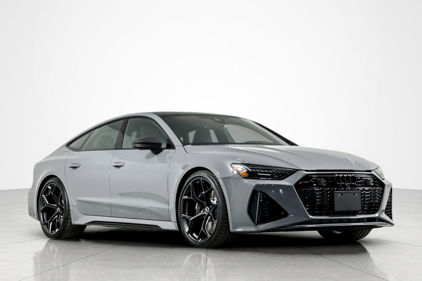 New 2026 Nardo Gray Audi performance 4.0 TFSI quattro image 2