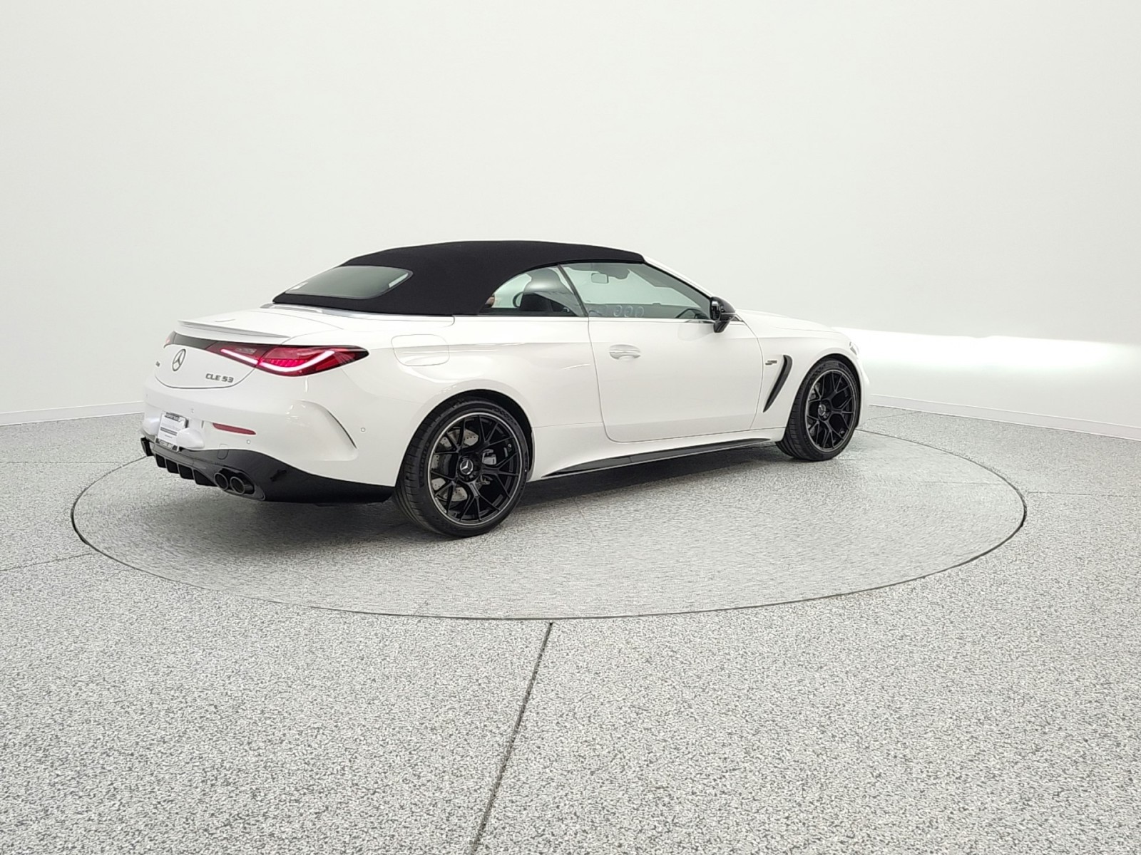 New 2026 MANUFAKTUR Moonlight White Metallic Mercedes-Benz AMG® CLE 53 image 11