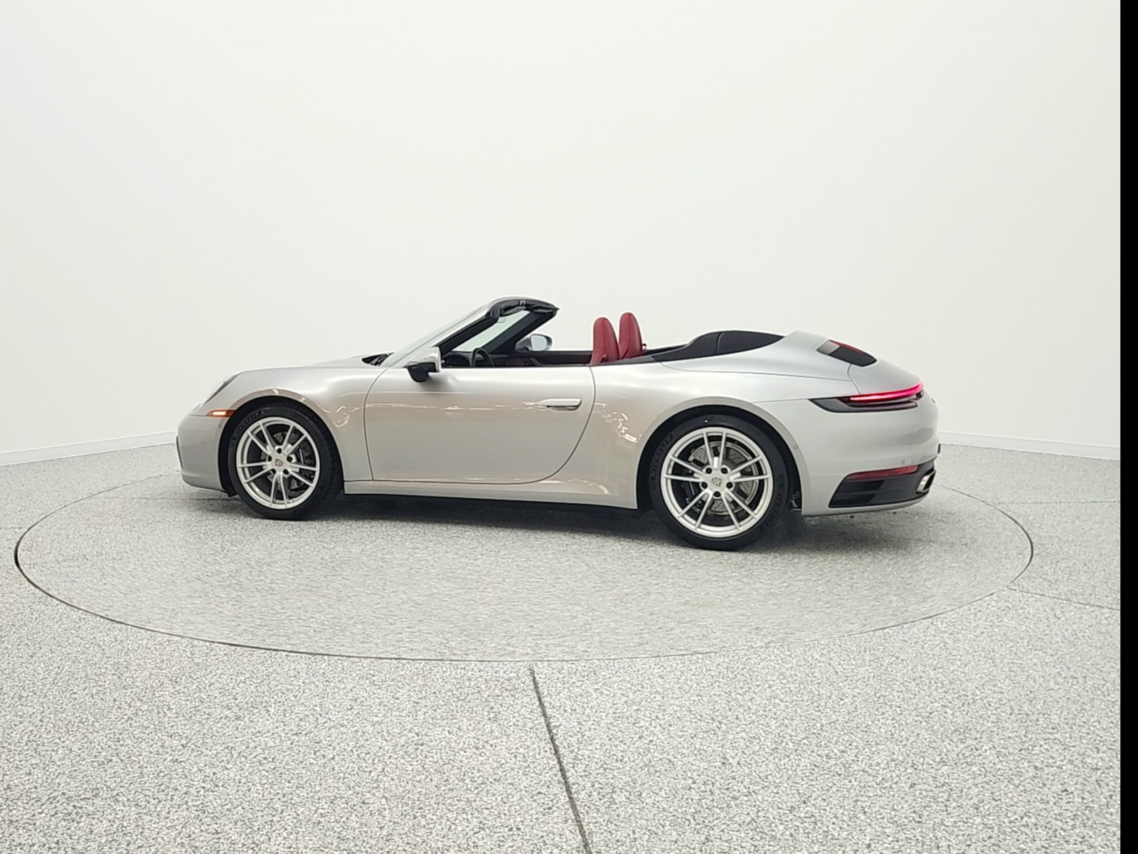 Used 2022 GT Silver Metallic Porsche Carrera Cabriolet image 8