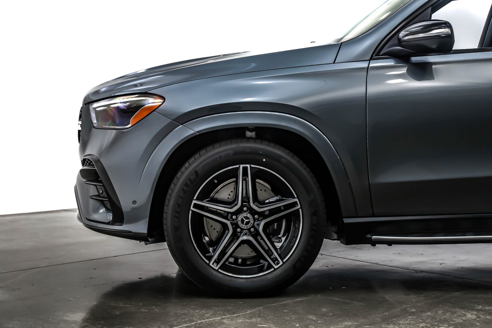 New 2026 Selenite Grey Metallic Mercedes-Benz GLE 450 image 10