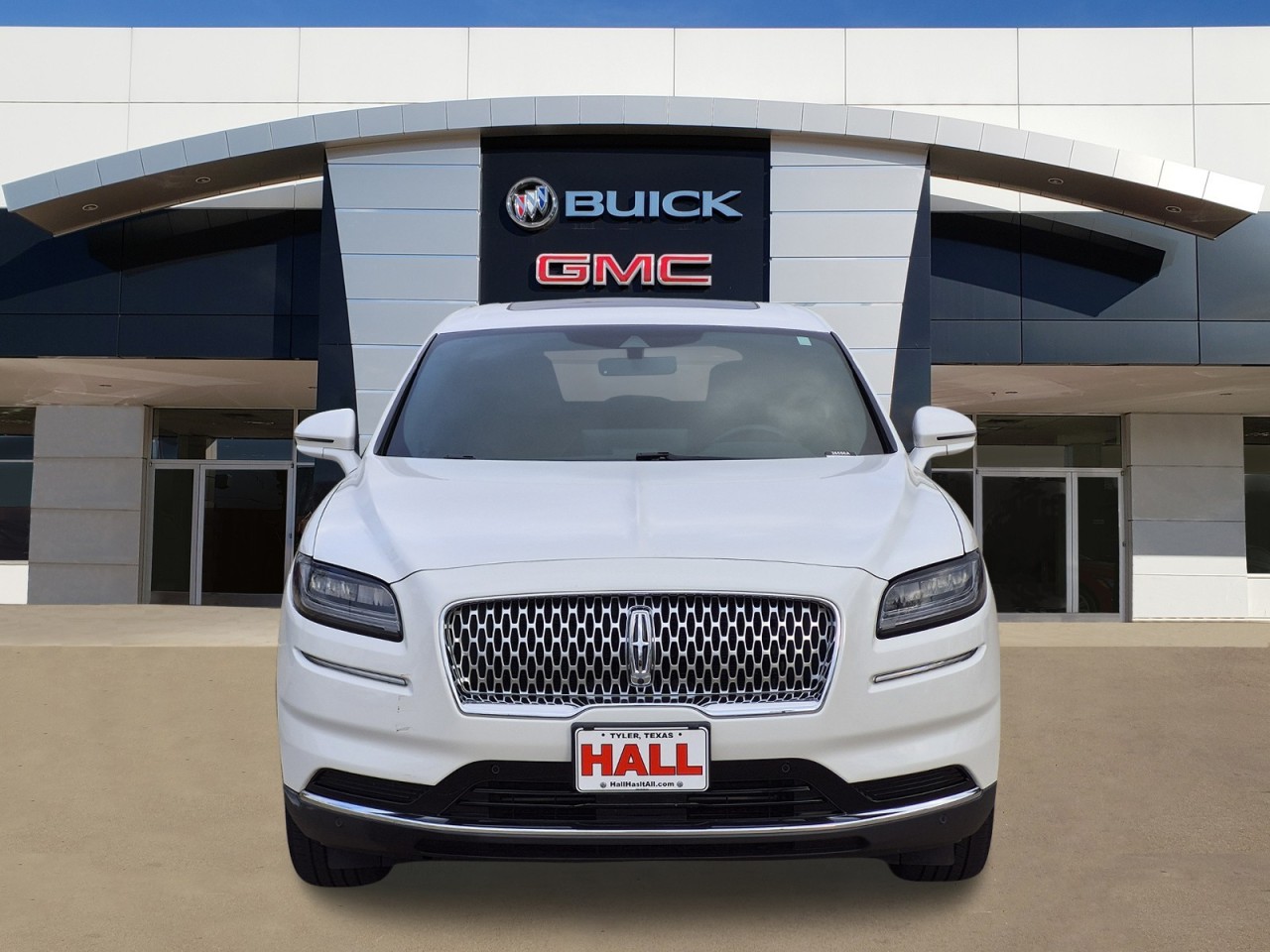 View vehicle photo 2