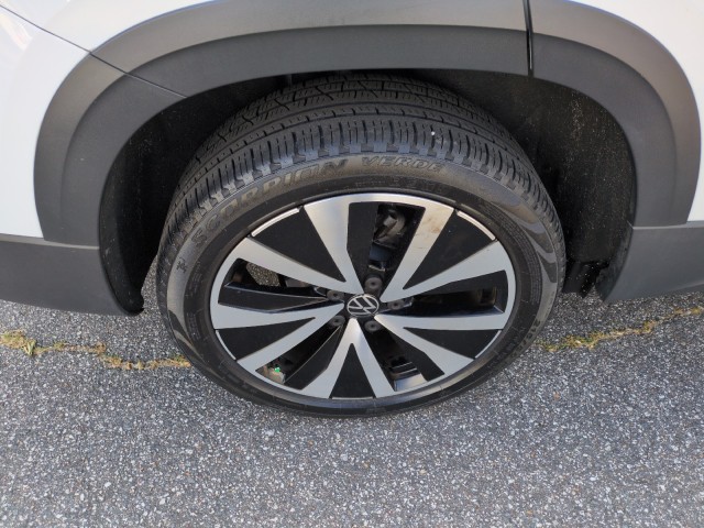 VolkswagenTaos9