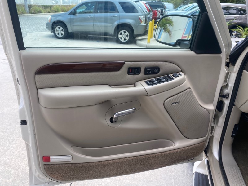 2002 Cadillac Escalade LOW  MILES 67,881 1 OWNER in , 