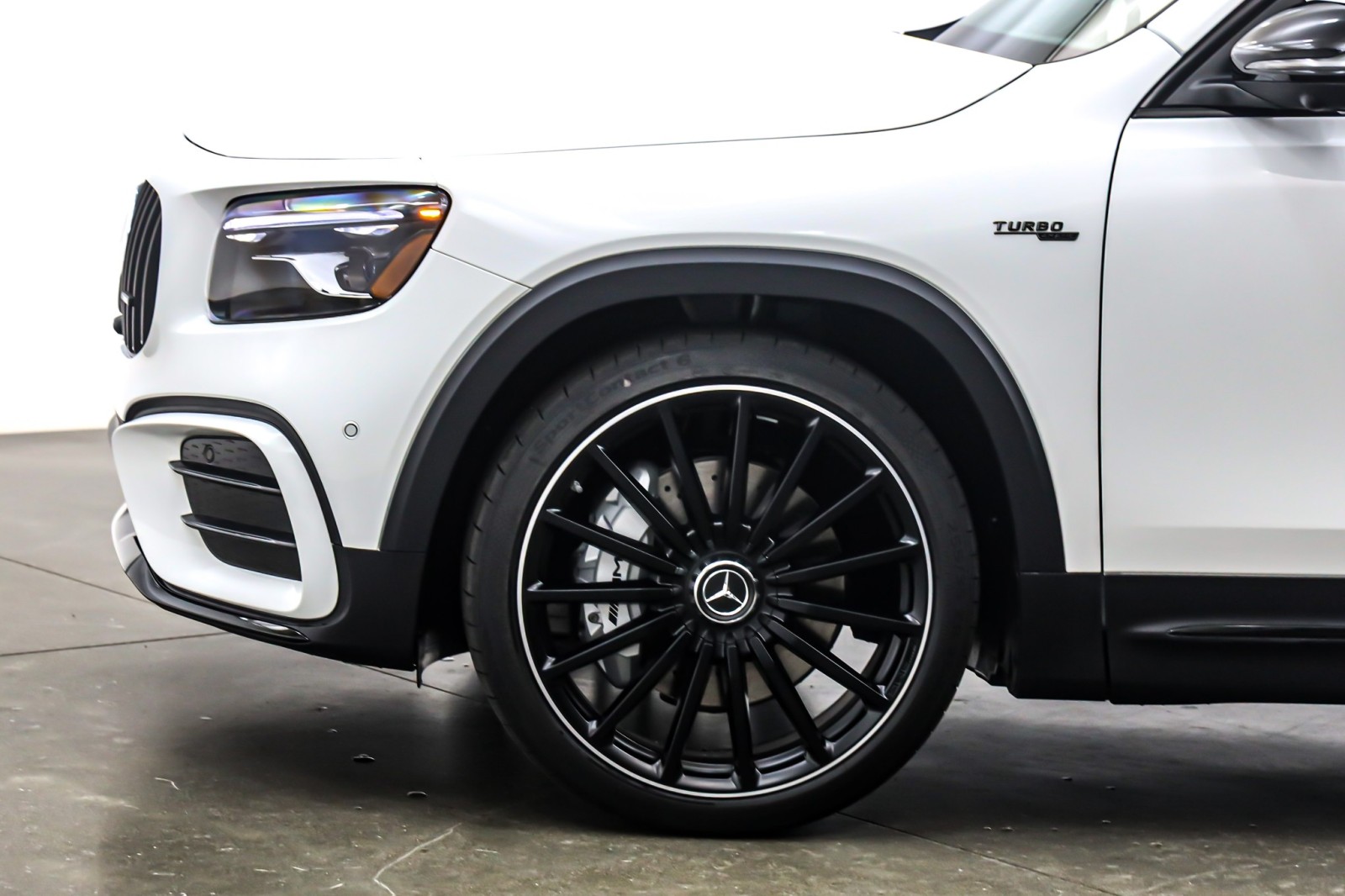 New 2026 Polar White Mercedes-Benz AMG® GLB 35 image 10