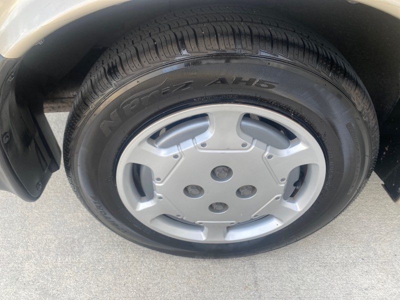 1995 Saturn SL LOW MILES 70,805 in ,