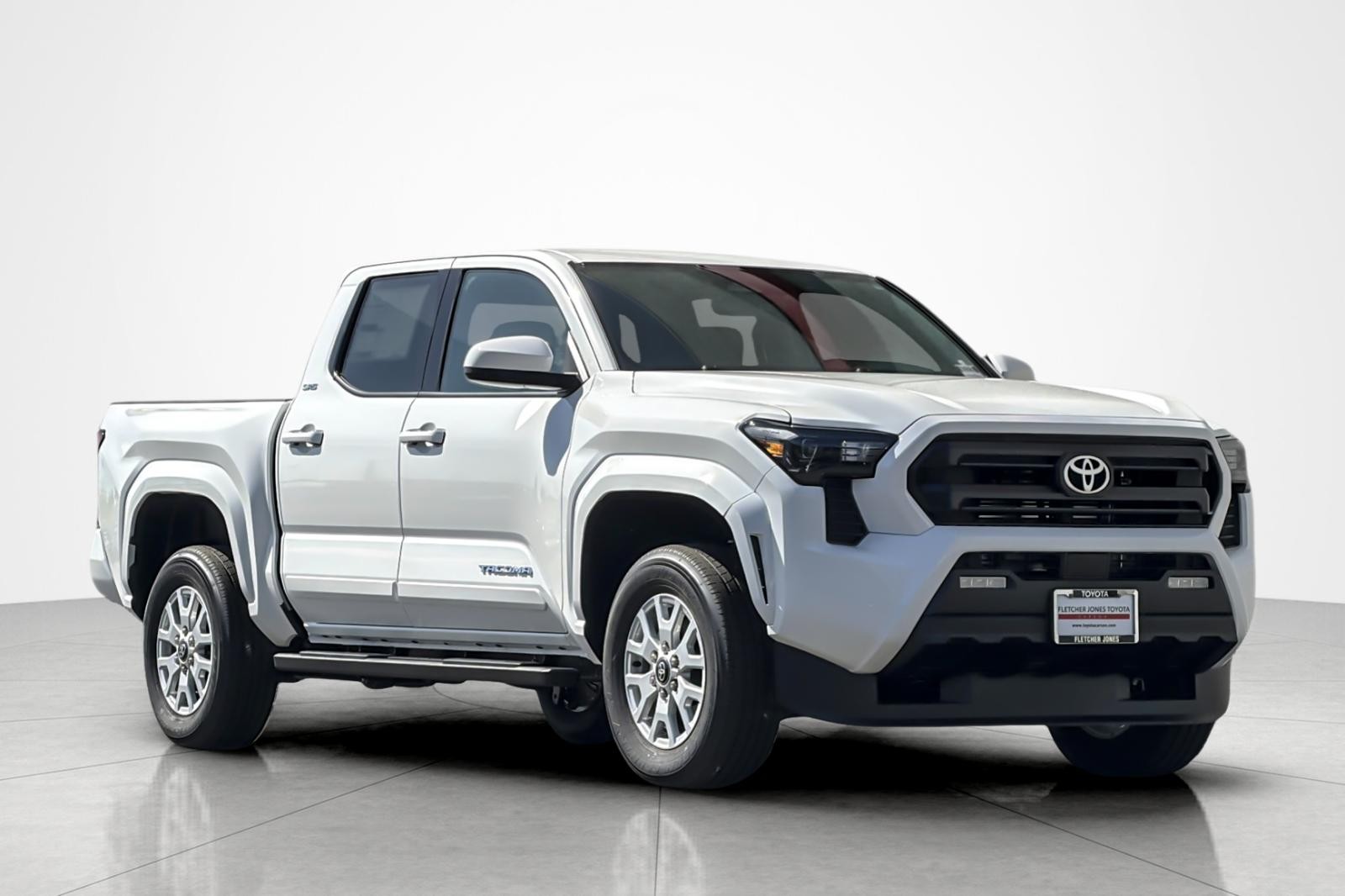 New 2026 Ice Cap Toyota SR5 image 7