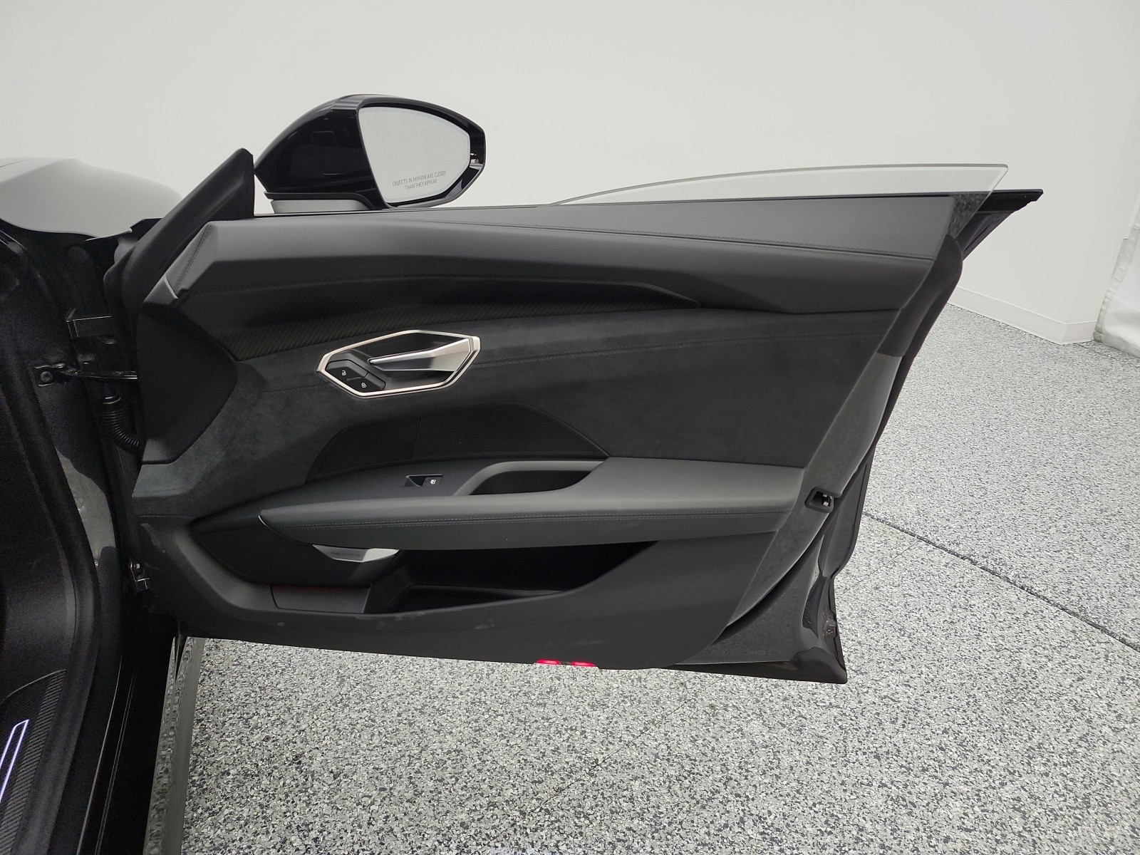 Used 2024 Daytona Gray Pearl Effect Audi quattro image 20