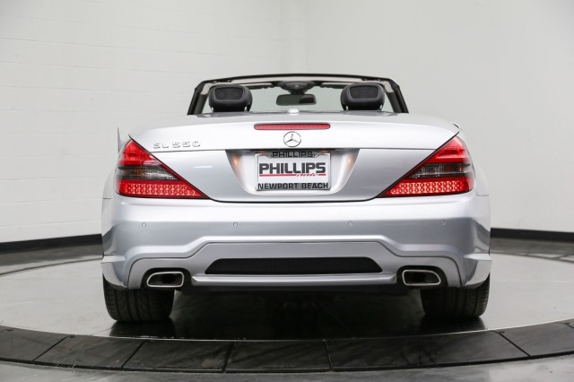 2009 Mercedes-Benz SL-Class V8 4