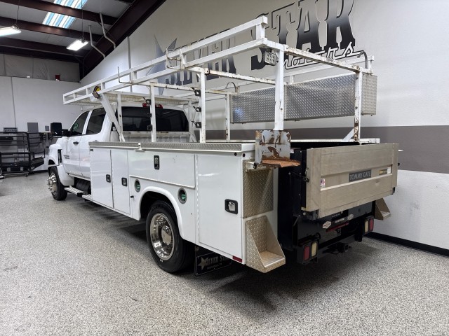 2020 Chevrolet Silverado MD 5500 Duramax RWD Utility/ Service Bed in , 