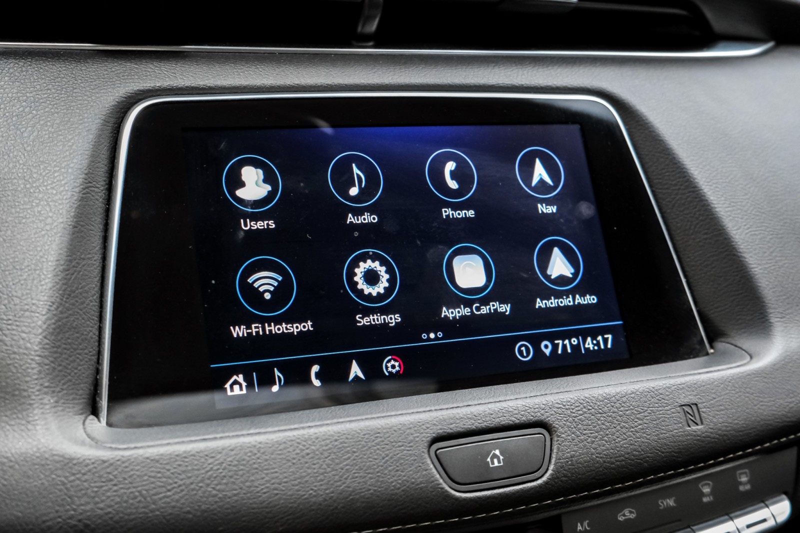 2020 Cadillac XT4 AWD Premium Luxury PanoRoof Navigation DrvrAwarene 33