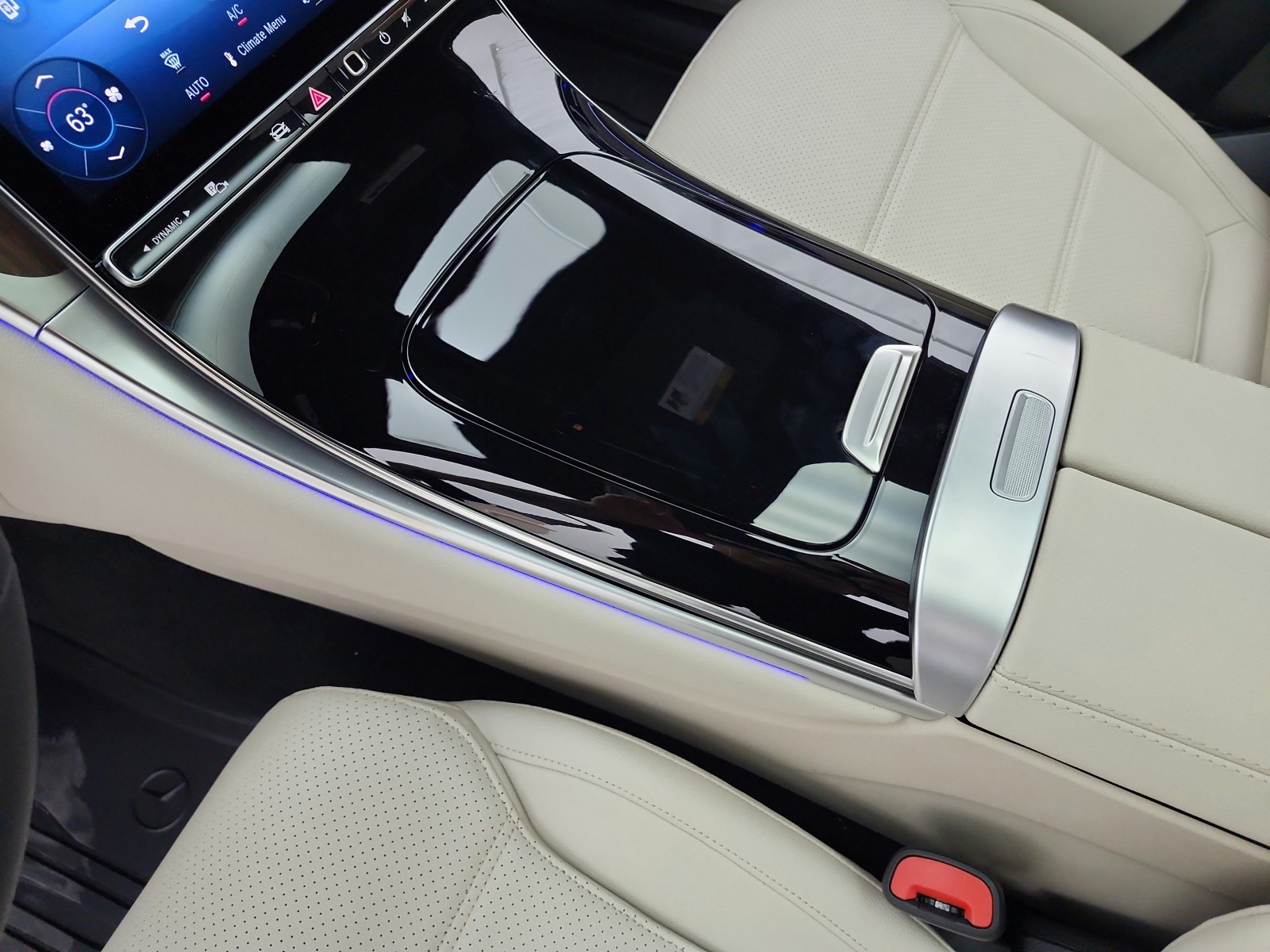 New 2027 Polar White Mercedes-Benz GLC 300 4MATIC® SUV image 9
