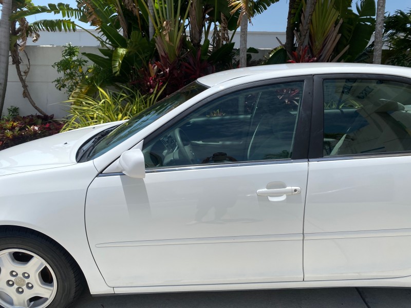 2003 Toyota Camry LE LOW MILES 61,005 in , 
