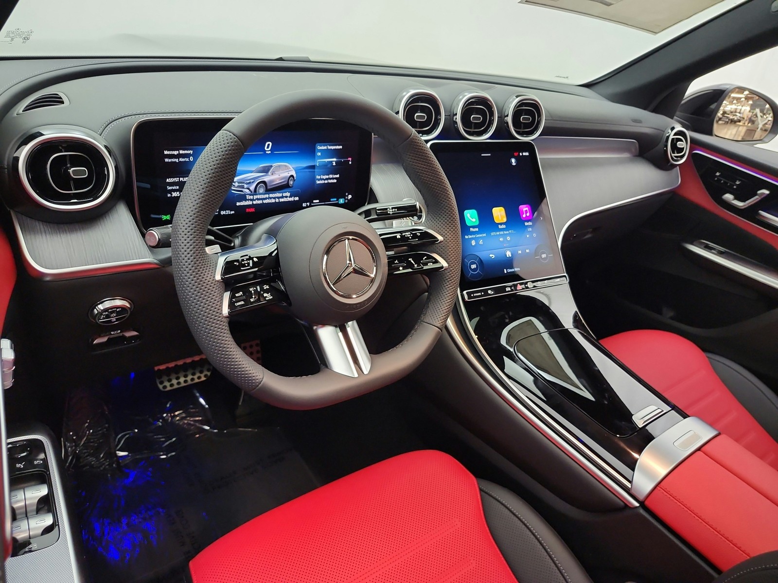 New 2027 Black Mercedes-Benz GLC 300 SUV image 9