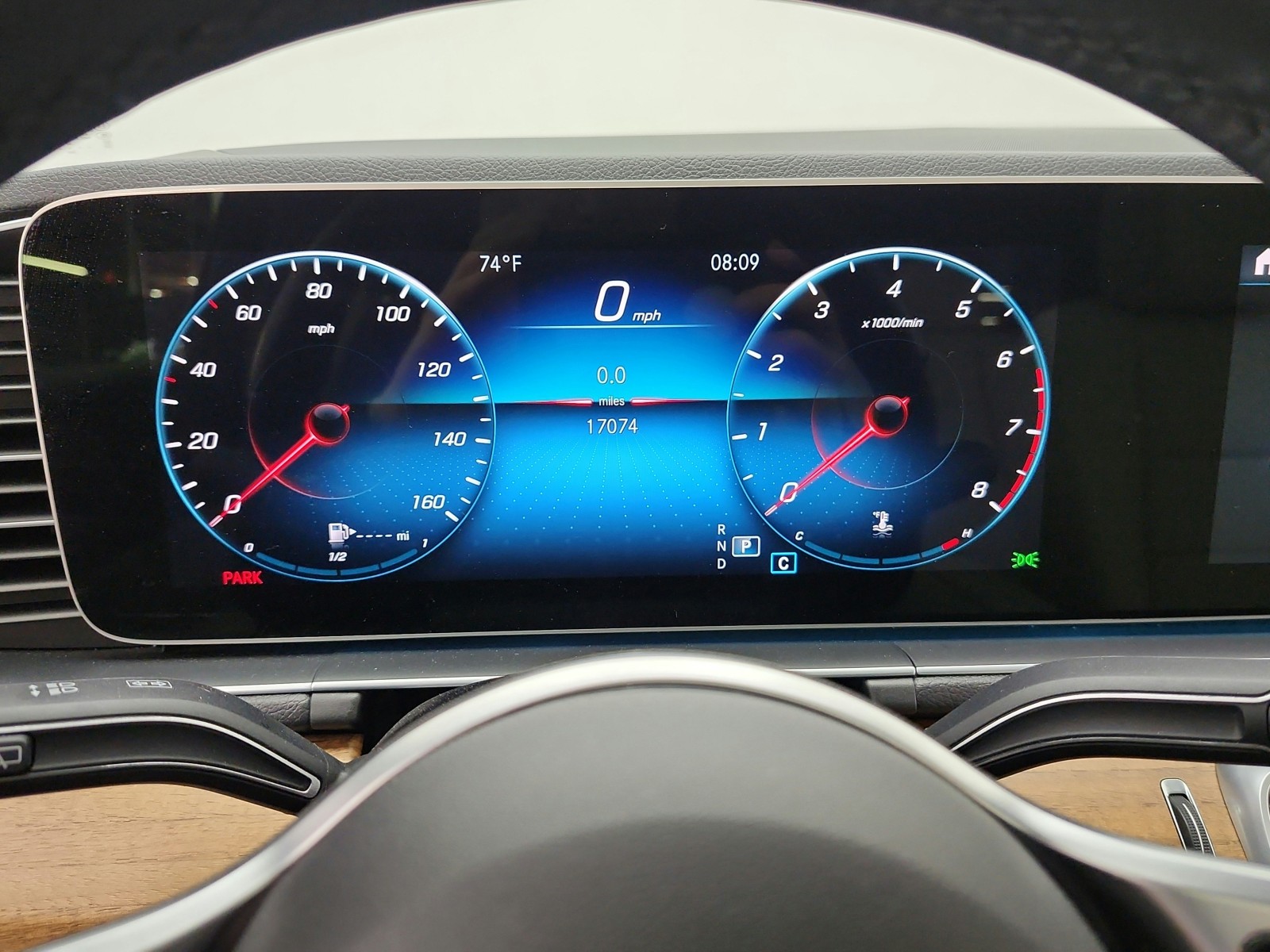 Used 2023 Polar White Mercedes-Benz GLE 350 SUV image 9