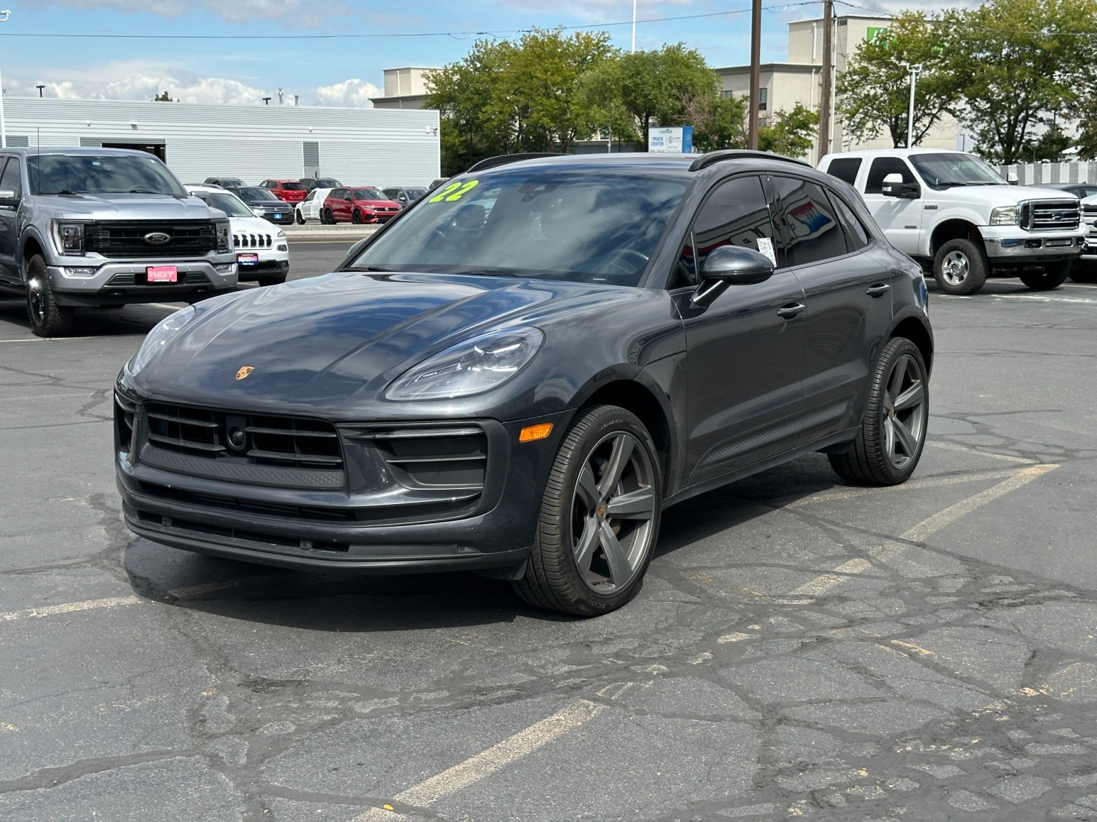 2022 Porsche Macan  10