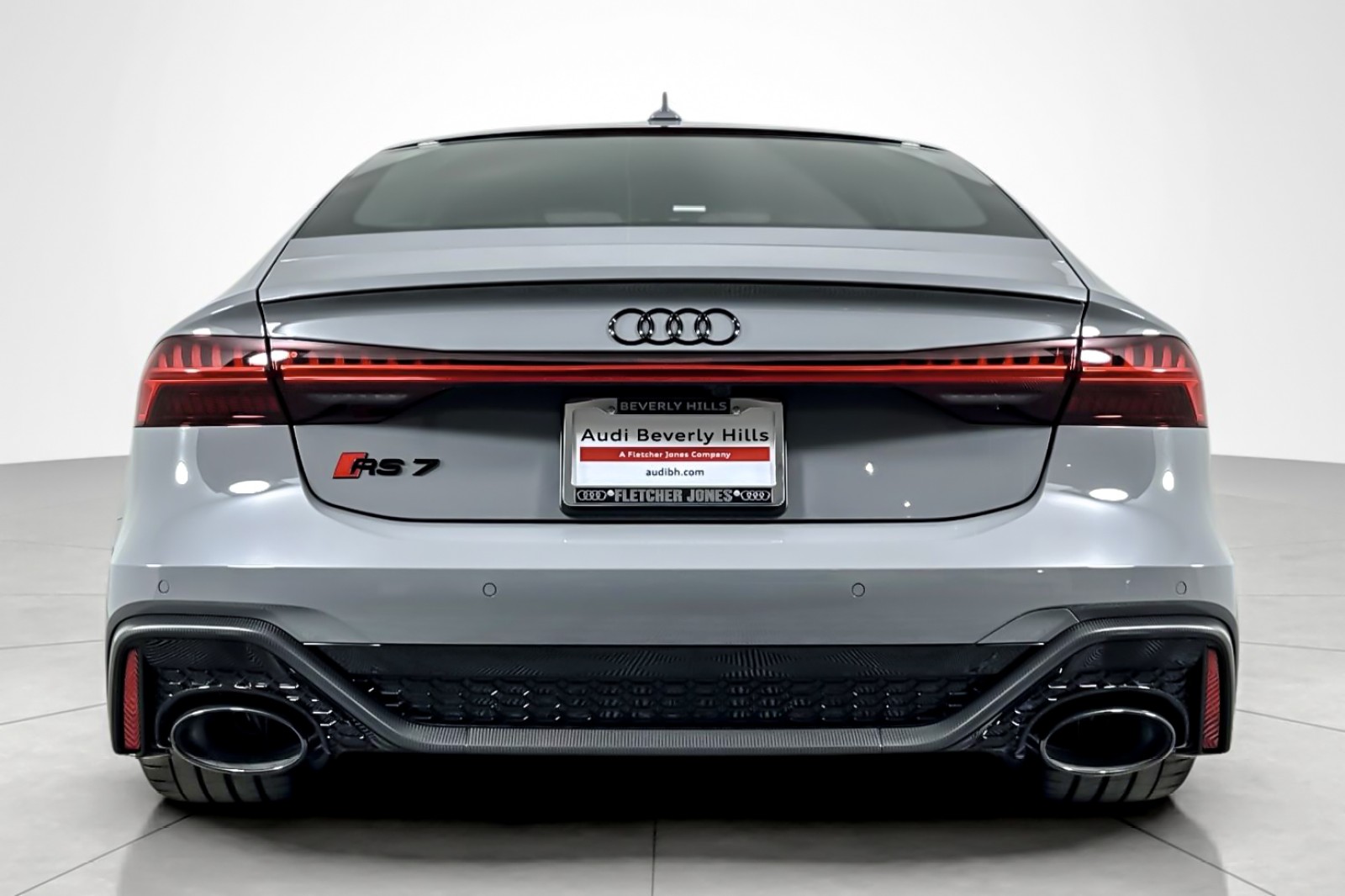 New 2026 Nardo Gray Audi performance 4.0 TFSI quattro image 5