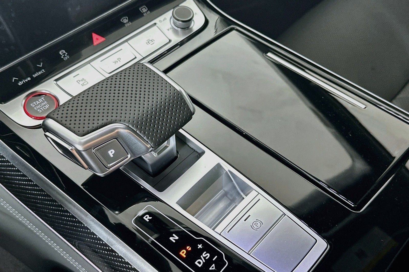 New 2026 Sebring Black Crystal Effect Audi Quattro image 7