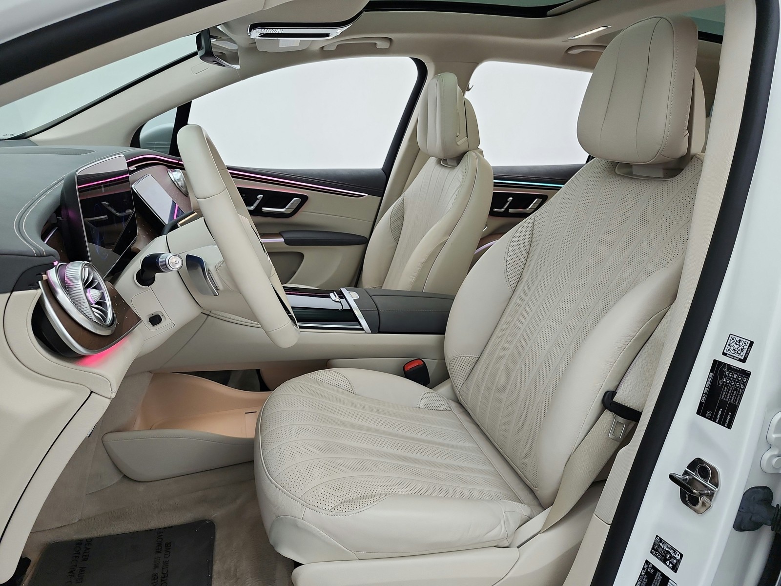 Certified Used 2023 MANUFAKTUR Diamond White Mercedes-Benz EQS 450+ SUV image 10