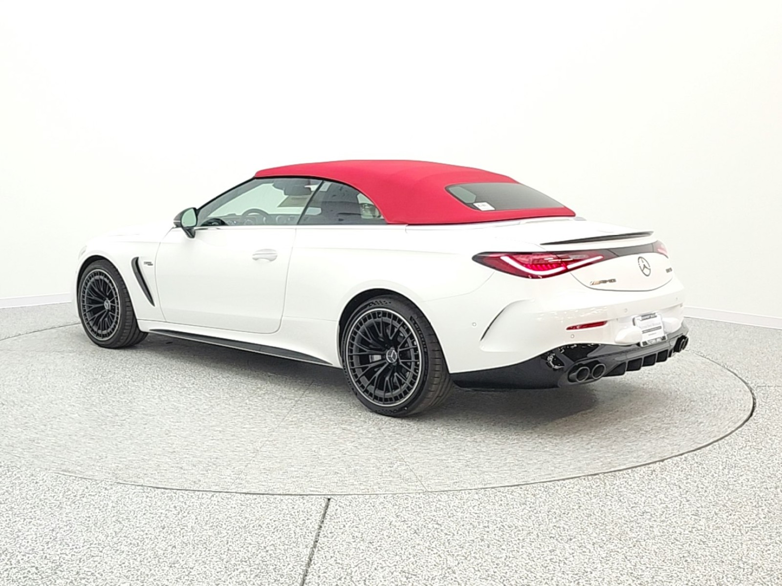 New 2026 MANUFAKTUR Moonlight White Metallic Mercedes-Benz AMG® CLE 53 image 20