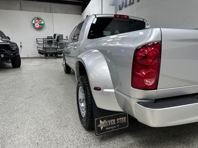 2007 Dodge Ram 3500 SLT DRW RWD Mega Cab 5.9L-Cummins in , 