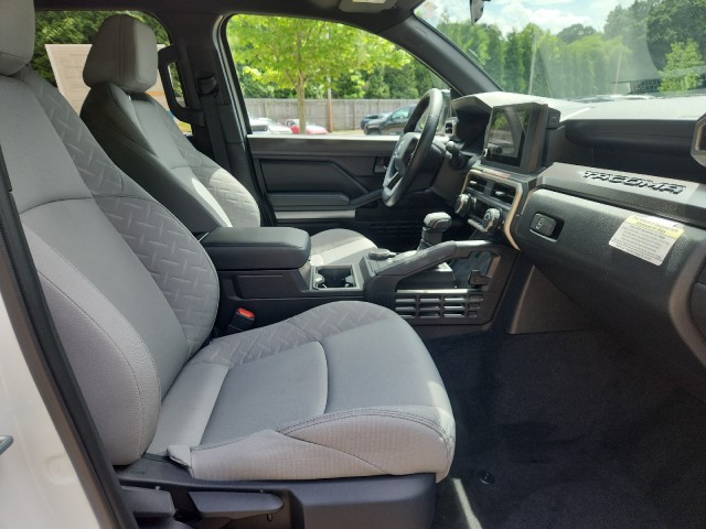 ToyotaTacoma 4WD44
