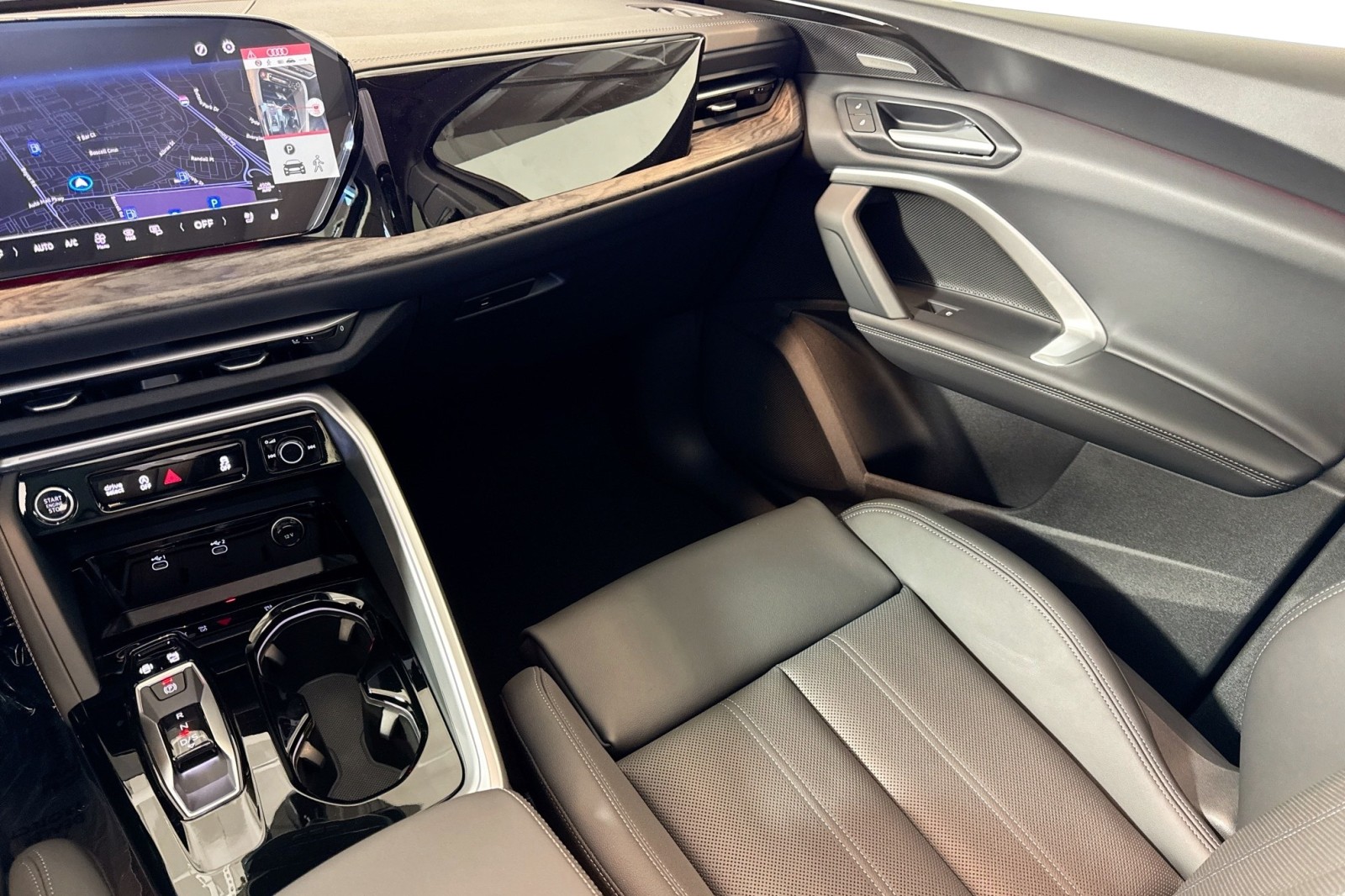 New 2025 Glacier White Metallic Audi Premium Plus 2.0 TFSI quattro image 20