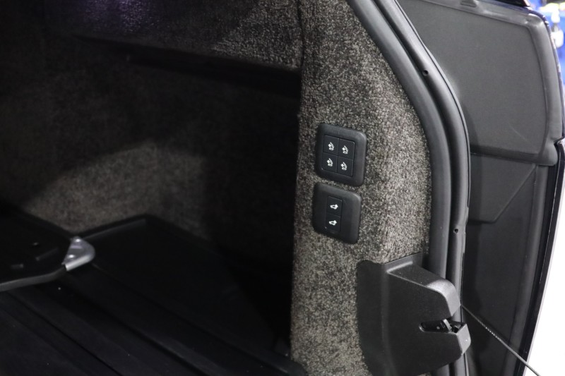 2019 Land Rover Range Rover V6 Supercharged HSE SWB 4dr Suv in , 