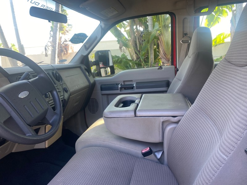 2008 Ford Super Duty F-350 DRW XL LOW MILES 43,076 4WD in ,