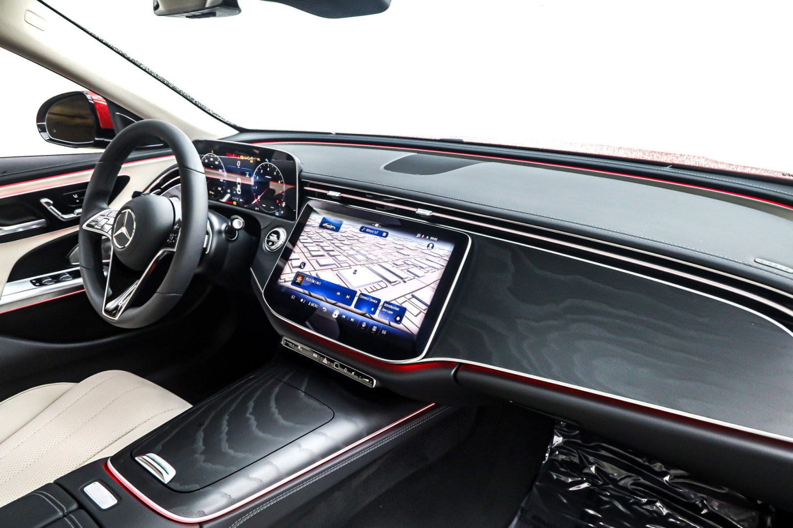 New 2026 MANUFAKTUR Patagonia Red Mercedes-Benz E 350 image 5