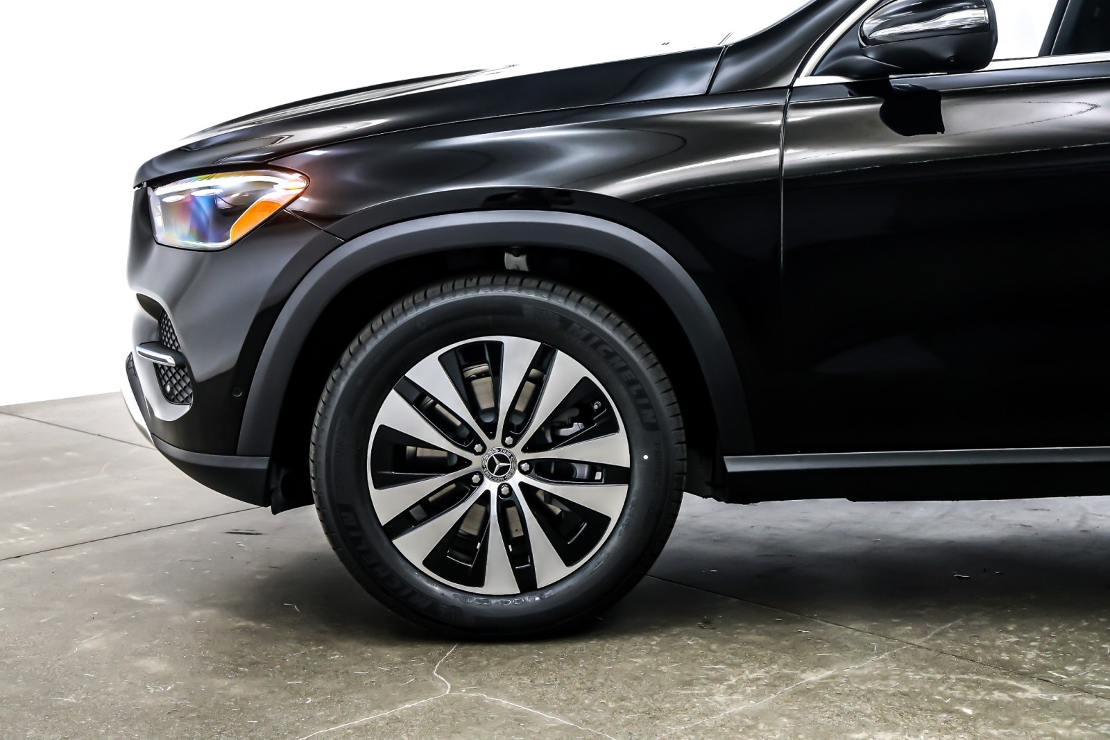 New 2026 Black Mercedes-Benz GLE 350 image 10