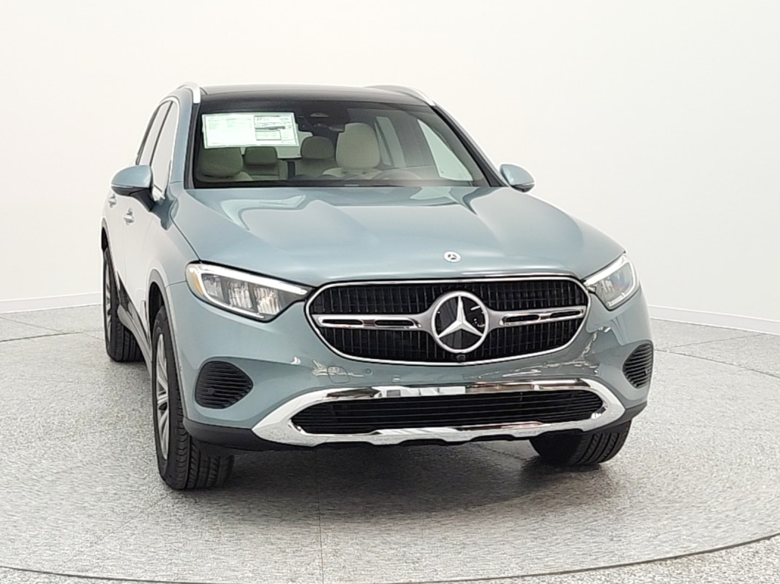 New 2026 Verde Silver Metallic Mercedes-Benz GLC 300 image 2