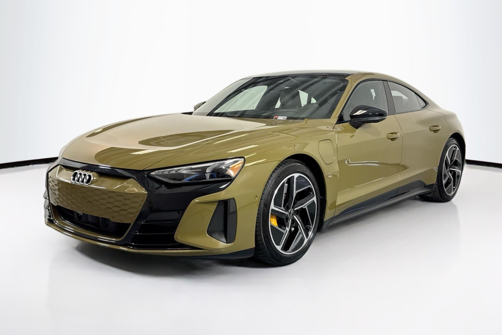 2024 Audi RS e-tron GT 