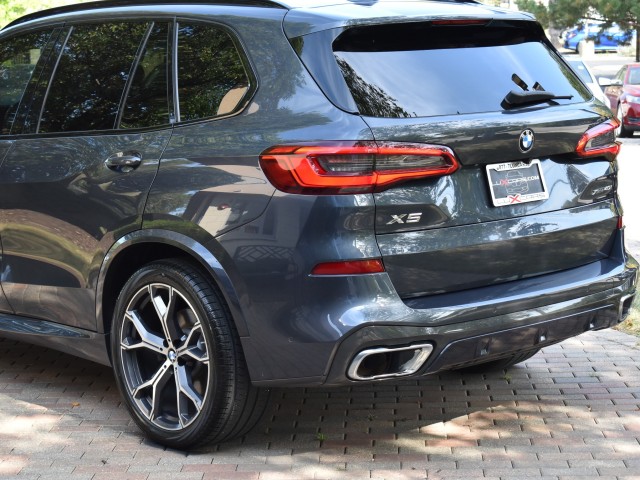 2019 BMW X5 M-Sport M- Sport Pkg. Premium Pkg. Executive Pkg. Navi Leather Pano Roof Bi Xenon Head Up 21 Wheels MSRP $72,505 10