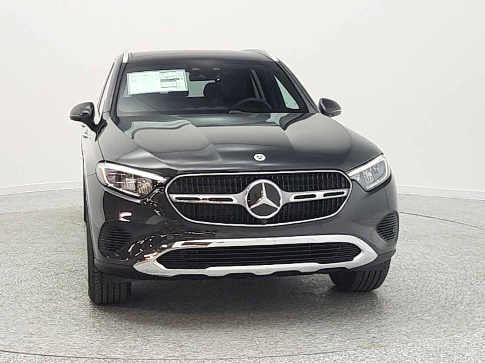 New 2026 Graphite Grey Metallic Mercedes-Benz GLC 300 image 2
